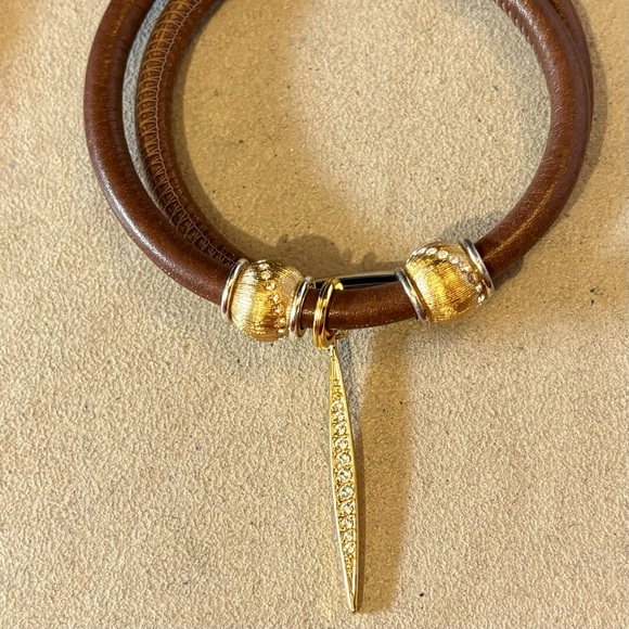🆕 Brighton Contempo Ice Amulet in gold with clear crystals Retired NWOT - Picture 5 of 6